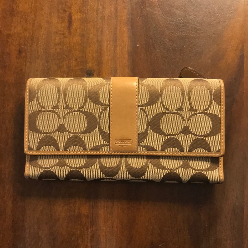 Coach wallet